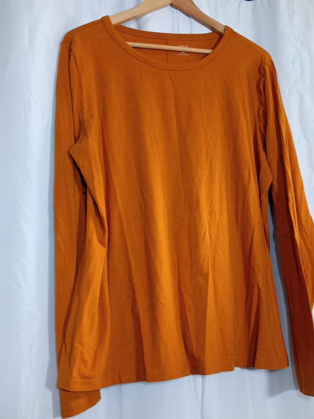 a.n.a Women's Long Sleeve Tee in Burnt Orange